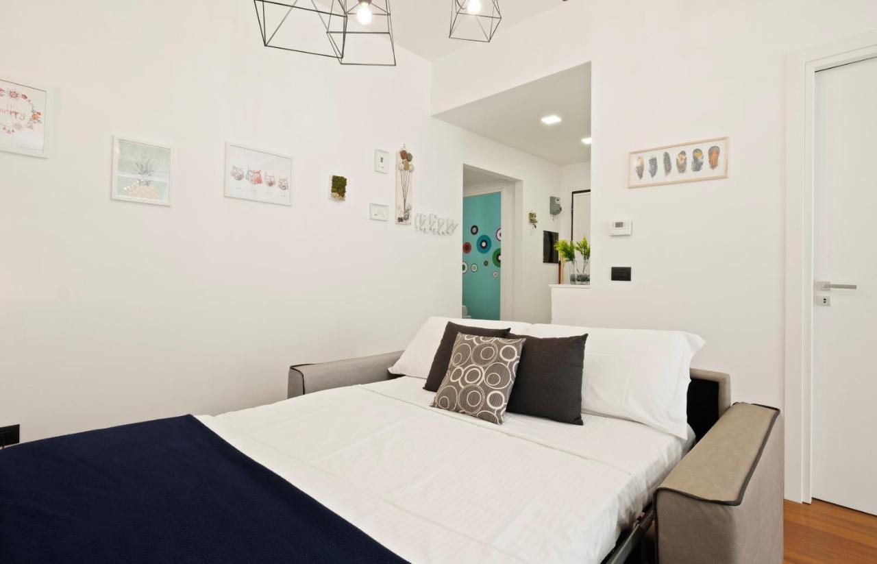 3 Bed Modern Flat - 15 Minutes Walk To Colosseum Rome Bagian luar foto
