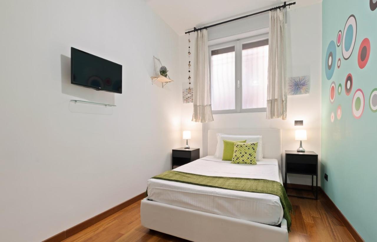 3 Bed Modern Flat - 15 Minutes Walk To Colosseum Rome Bagian luar foto
